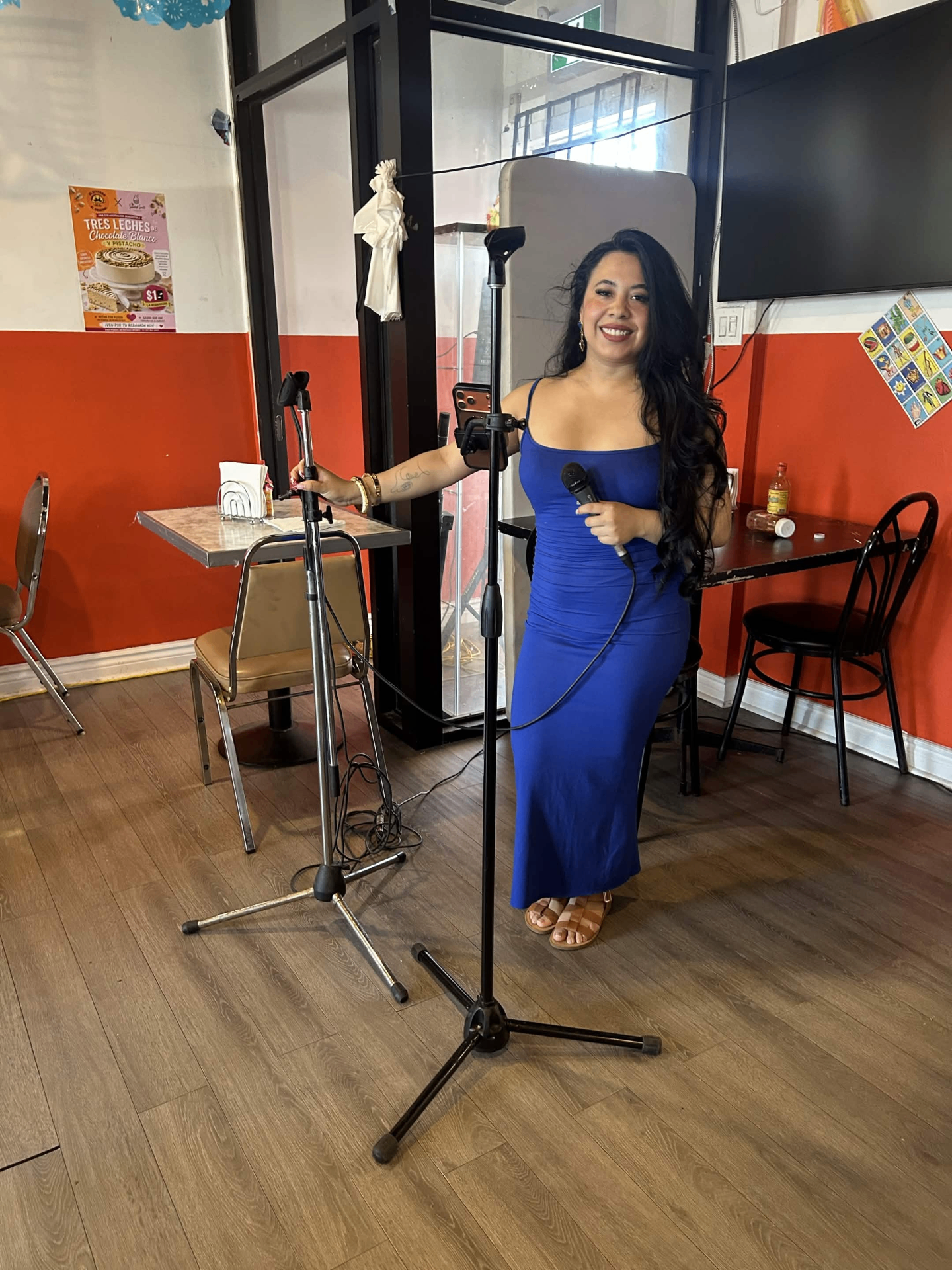 Live singer performing at El Estorbo